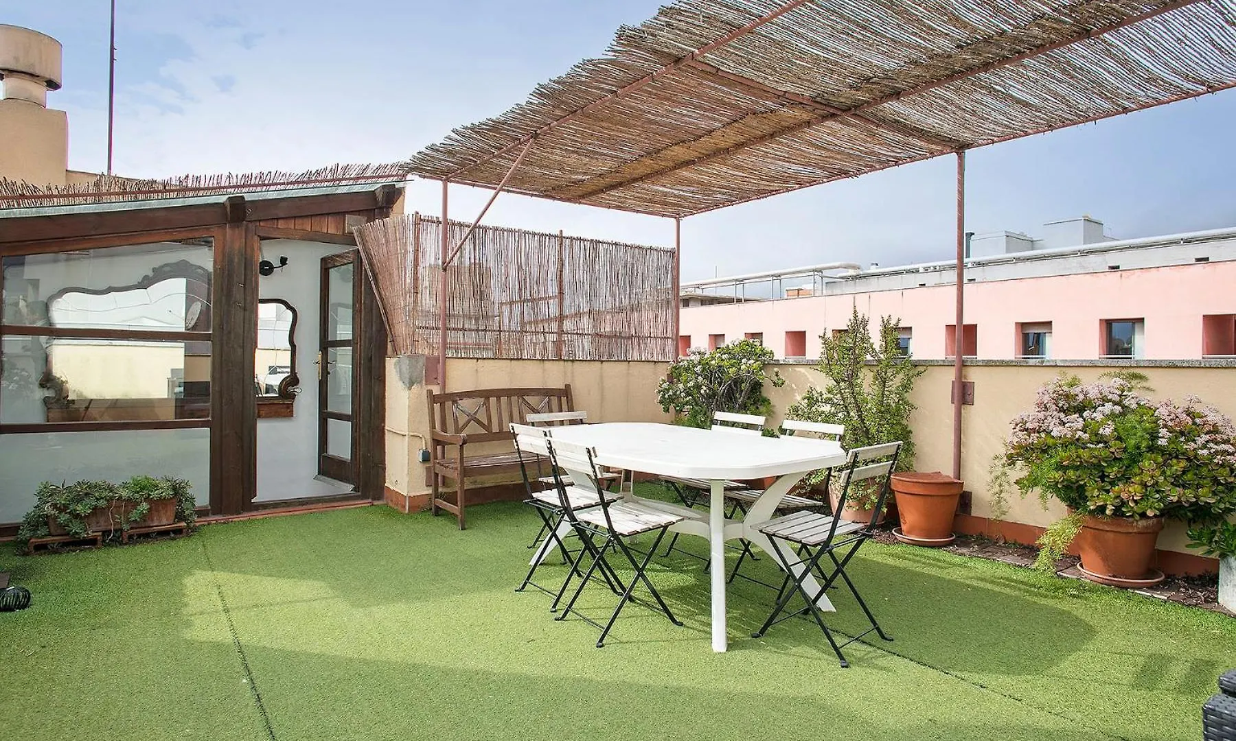 Heaven With A Garden At Las Ramblas Barcellona Appartamento