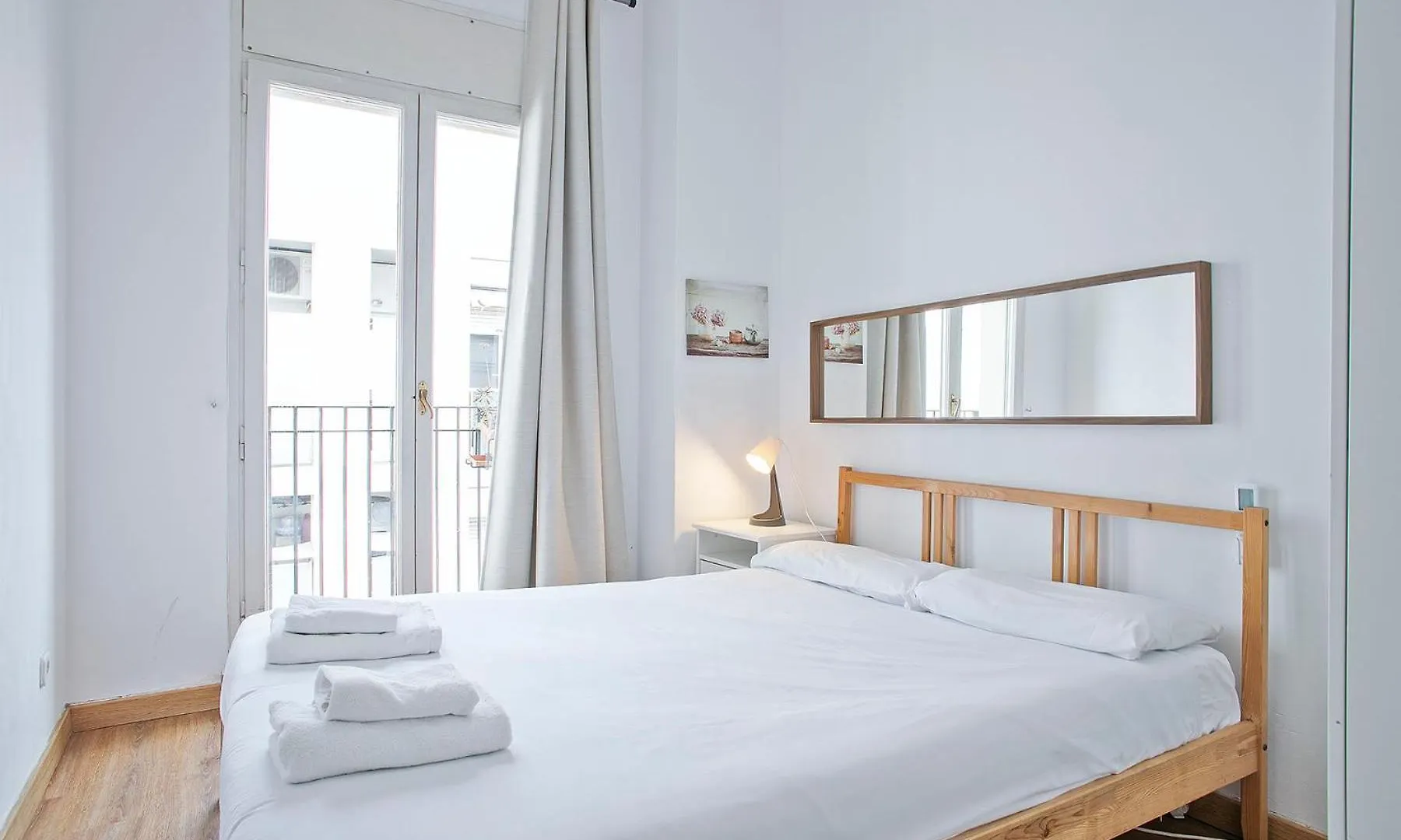 Appartamento Heaven With A Garden At Las Ramblas Barcellona